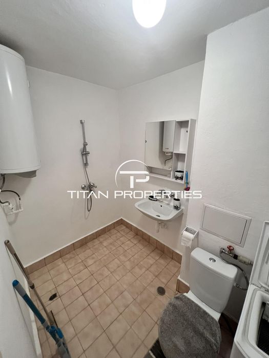 Дава се под наем Двустаен апартамент в Бургас, Възраждане - 55 кв.м за 306 € - Снимка #5