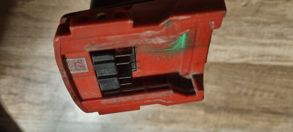 Акумулаторен винтоверт Milwaukee M18