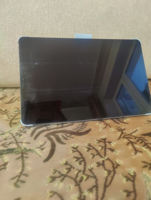 Продам планшет Редми Пад Про