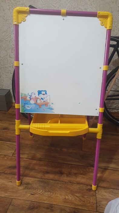 Детский мольберт