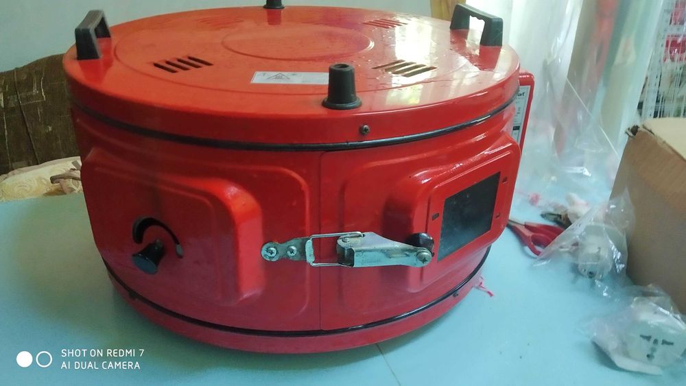 малка       фурна