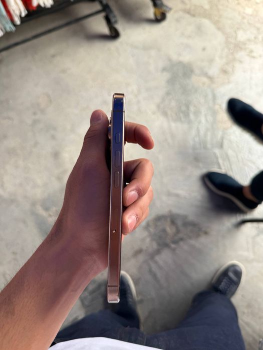 Iphone 16pro desert titanium