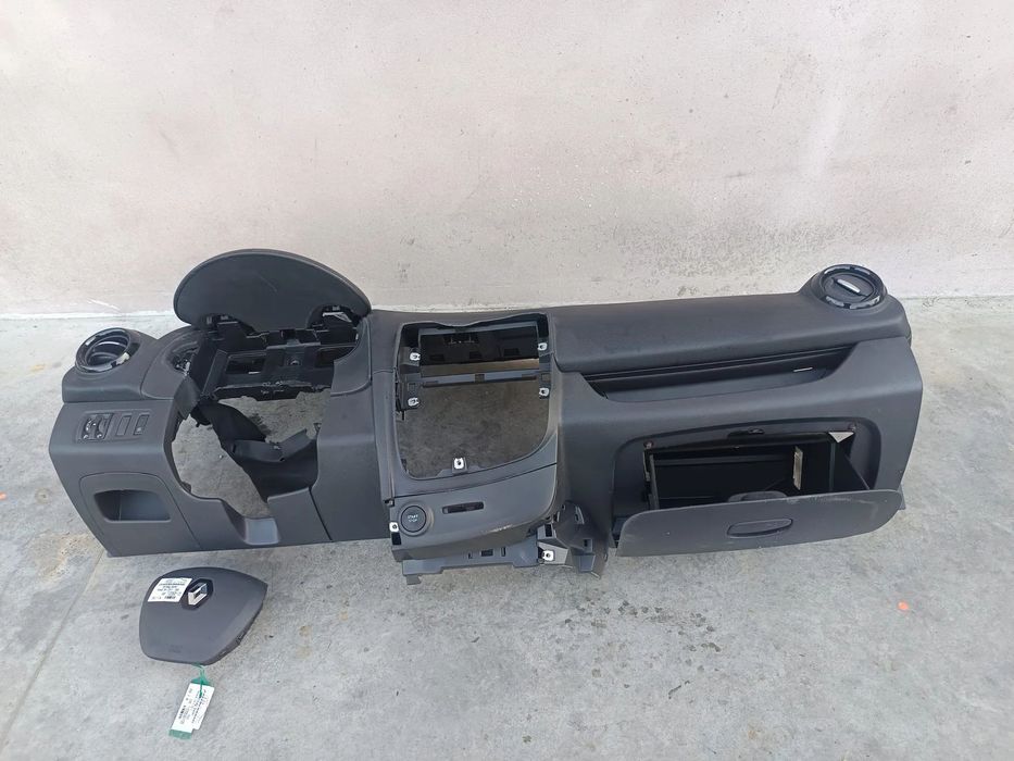 Plansa bord Renault Clio IV