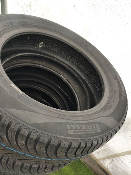 215.55.17 Pirelli Goodyear Michelin