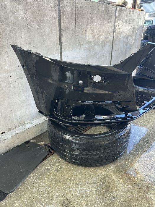 Audi A8 D5 предна броня ОЕ