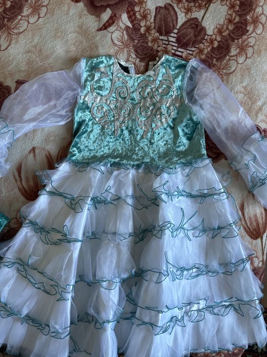 Казахское платье с жилеткой