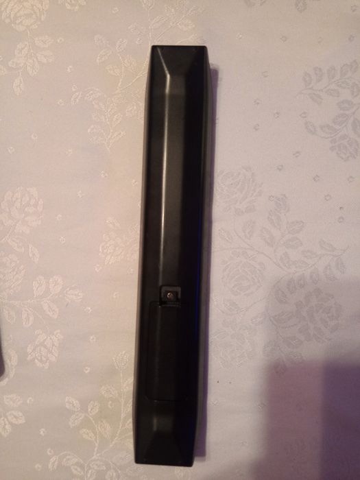 Телевизир HITACHI-40 инча.