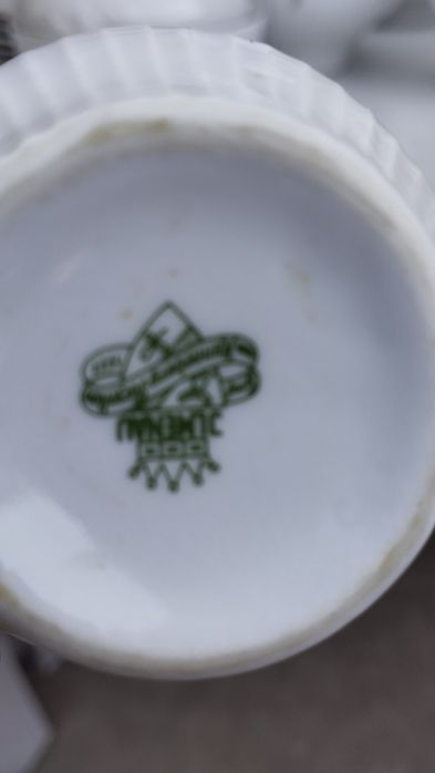 Продам сервизы советские