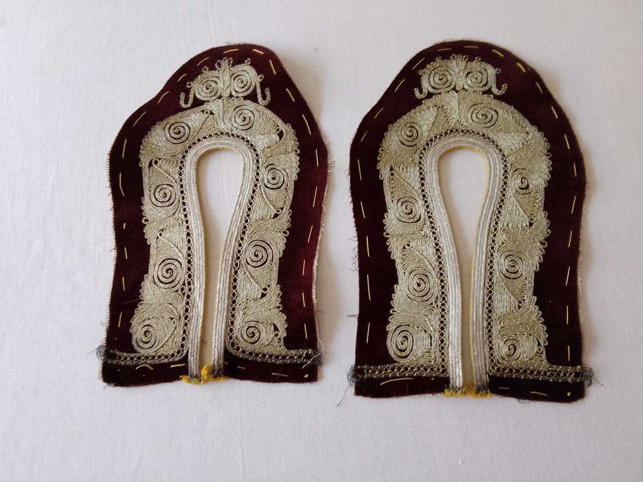 19 век Фолклорни мотиви за чехли