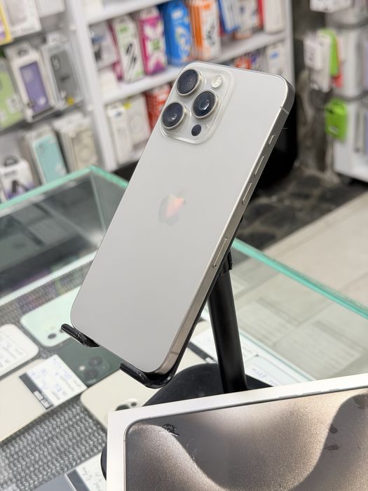 Apple iPhone 15 Pro Max 256GB Natural Titanium