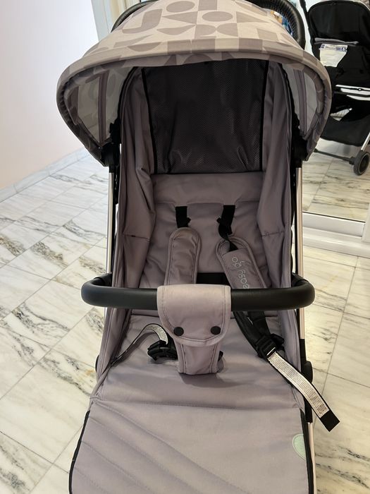 Бебешка количка Chipolino easy go