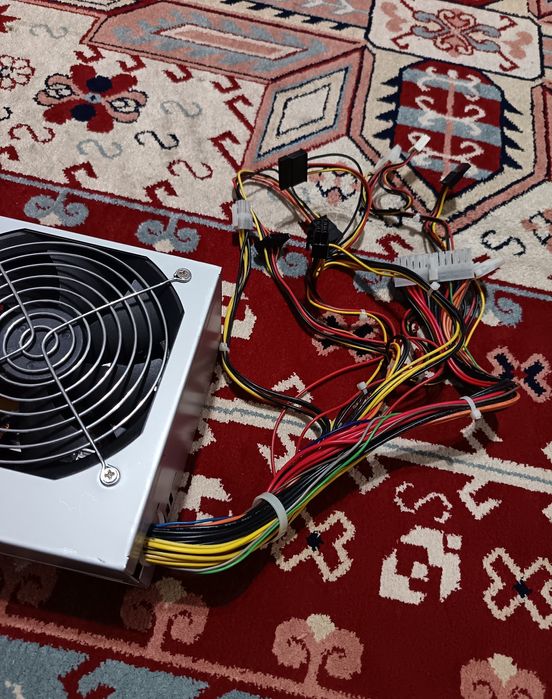 Продам блок питания FSP group inc