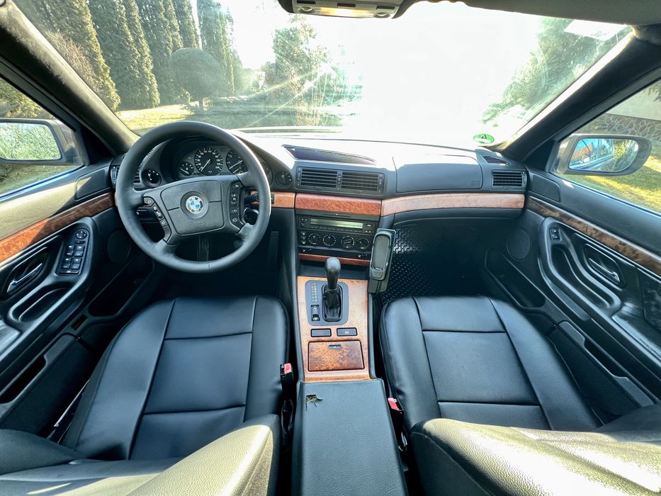 BMW 730i V8 fara rugina!