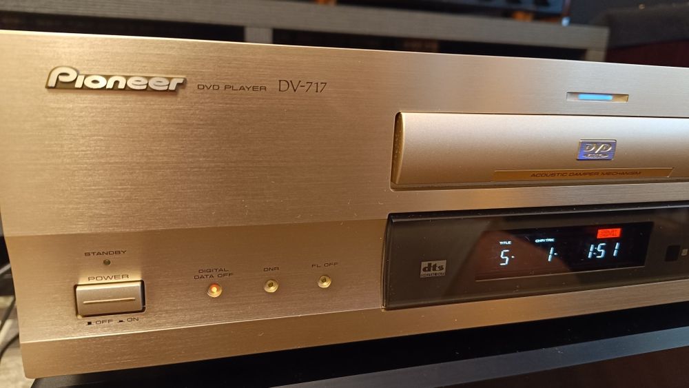 Проигрыватель DVD Pioneer DV-717