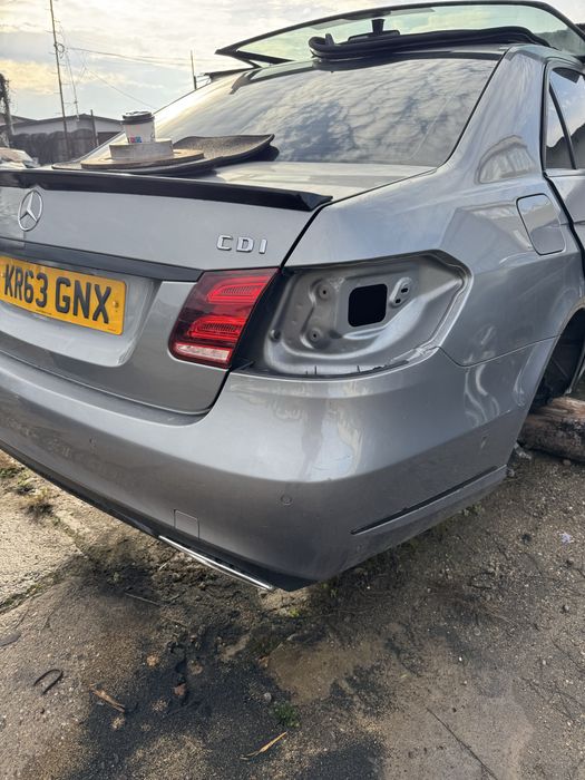 Stop haion portbagaj Mercedes w212 facelift e-class stare impecabila!
