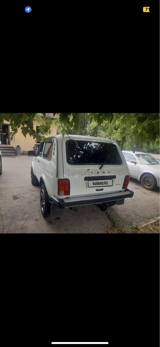 Продается машина нива