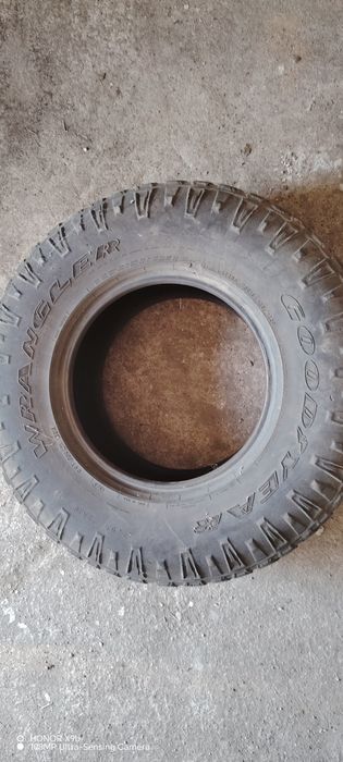 Продаются шина. На запаску.
