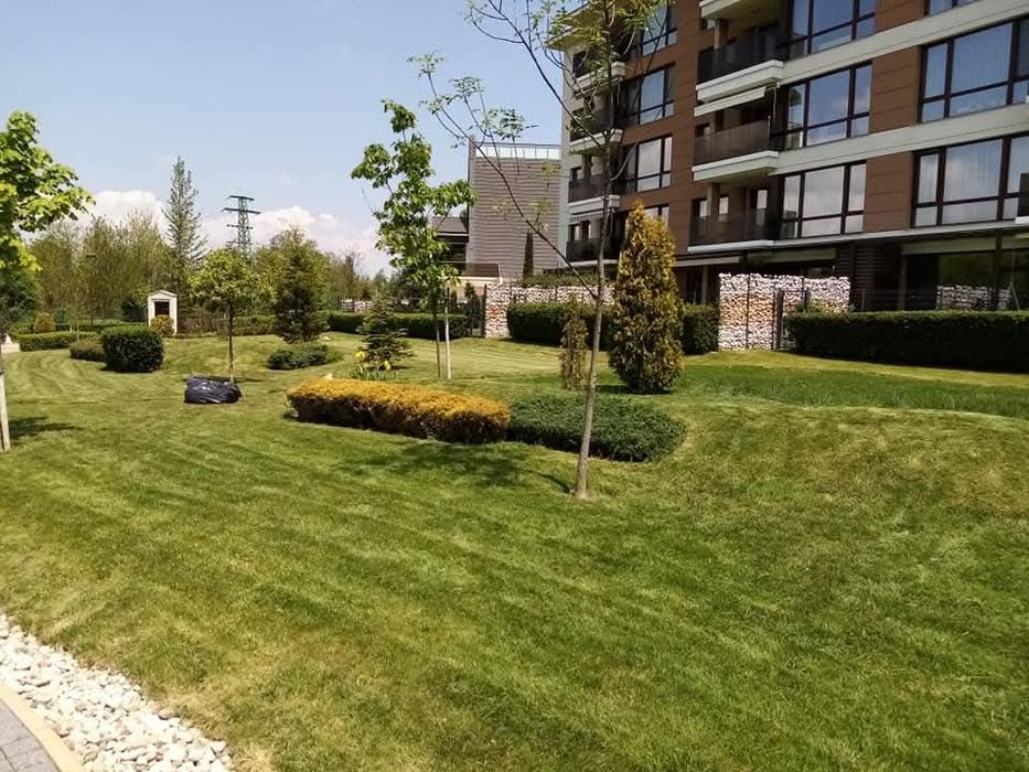 Озеленяване, косене, поддръжка на тревни площи