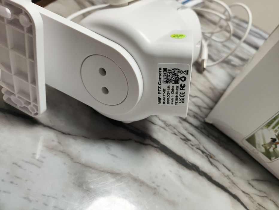 WI Fi - камера  .