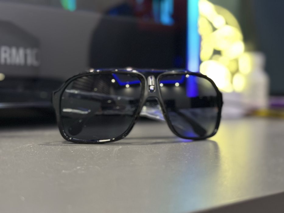 Carrera Oversized – Луксозни Слънчеви Очила с Огледални Стъкла