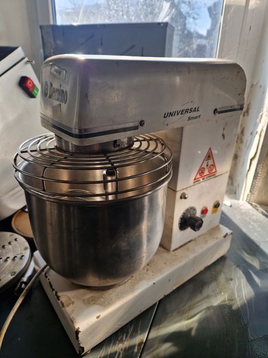 Mixer planetar, robot de legume, feliator