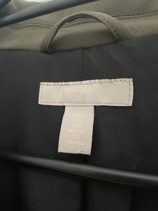 Дамско тъмнозелено дълго сако