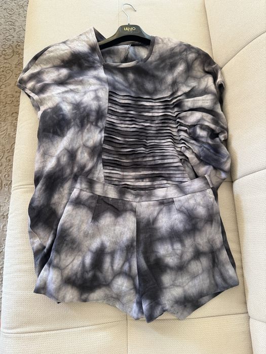 Интересен сет на Iluminate