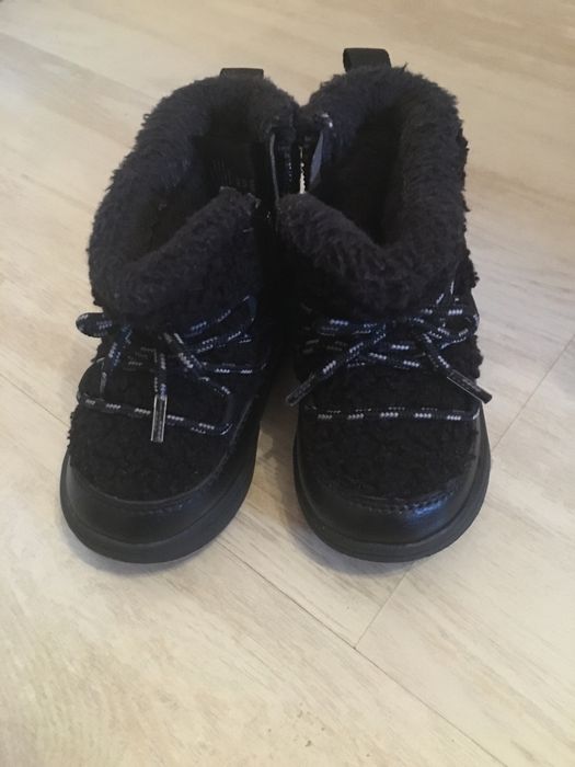 Vand ghete h&m marimea 20/21