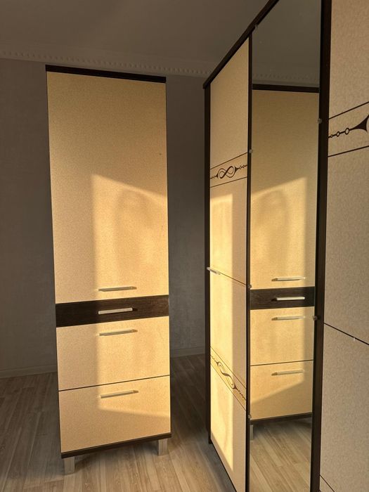 Прихожий  Atlan почти новая