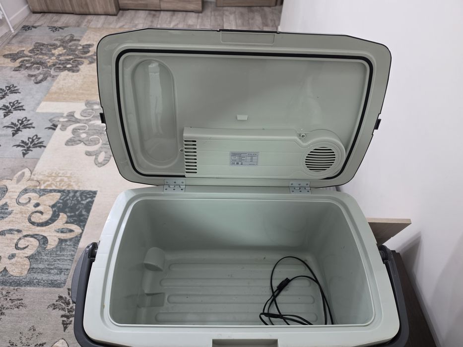 Холодильник автомобильный