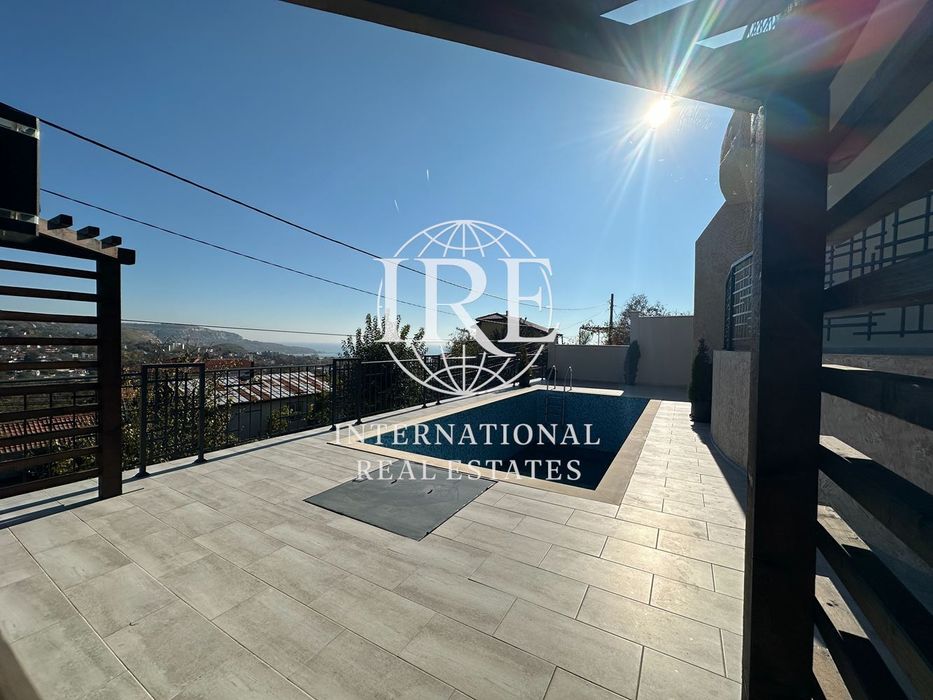 Къща в Добрич, област-гр.Балчик площ 180 цена 274900