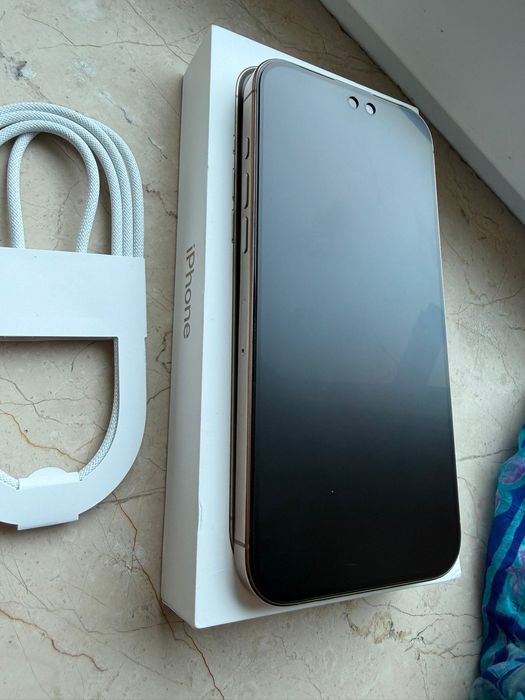 iPhone 16 PRO MAX 256GB - Garantie Orange - Stare 9/10