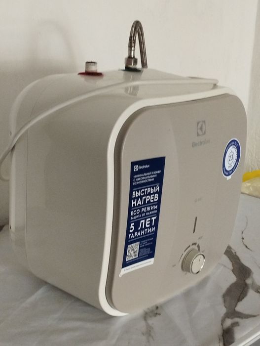 Продам Водонагреватель.