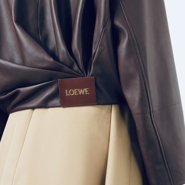 Loewe -естествена кожа