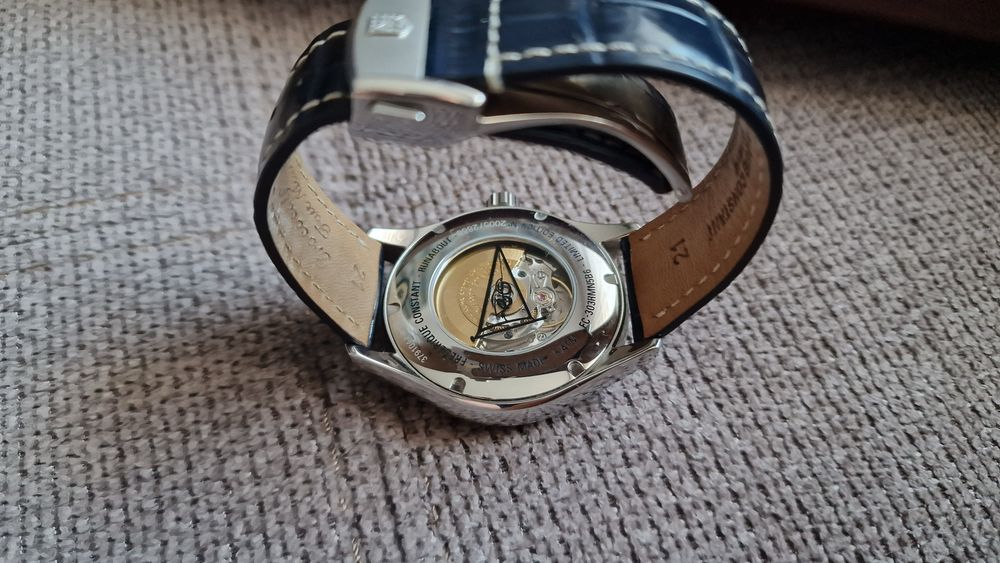 Frederique Constant Runabout