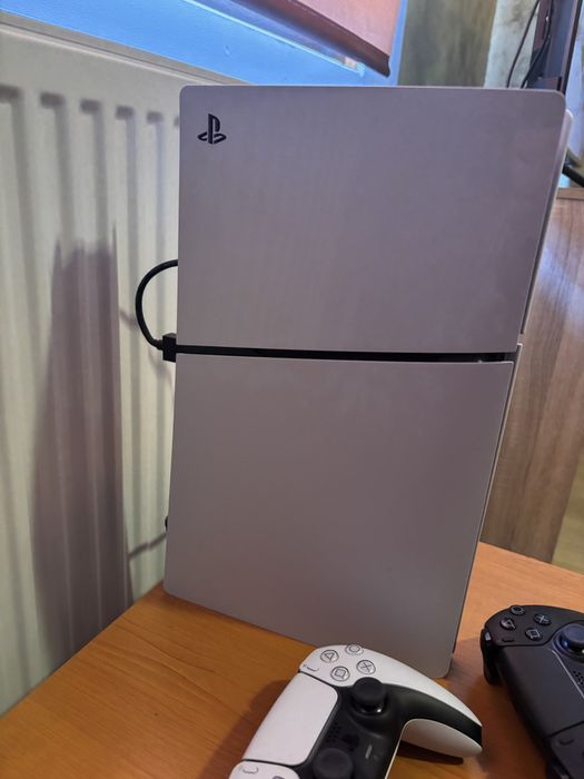 Ps5 digital edtion 2 manete