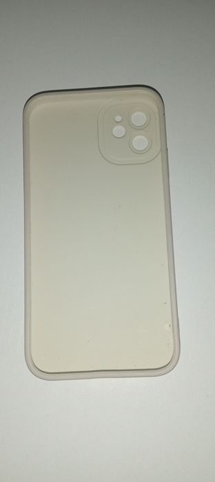 Чехлы на iphone 11