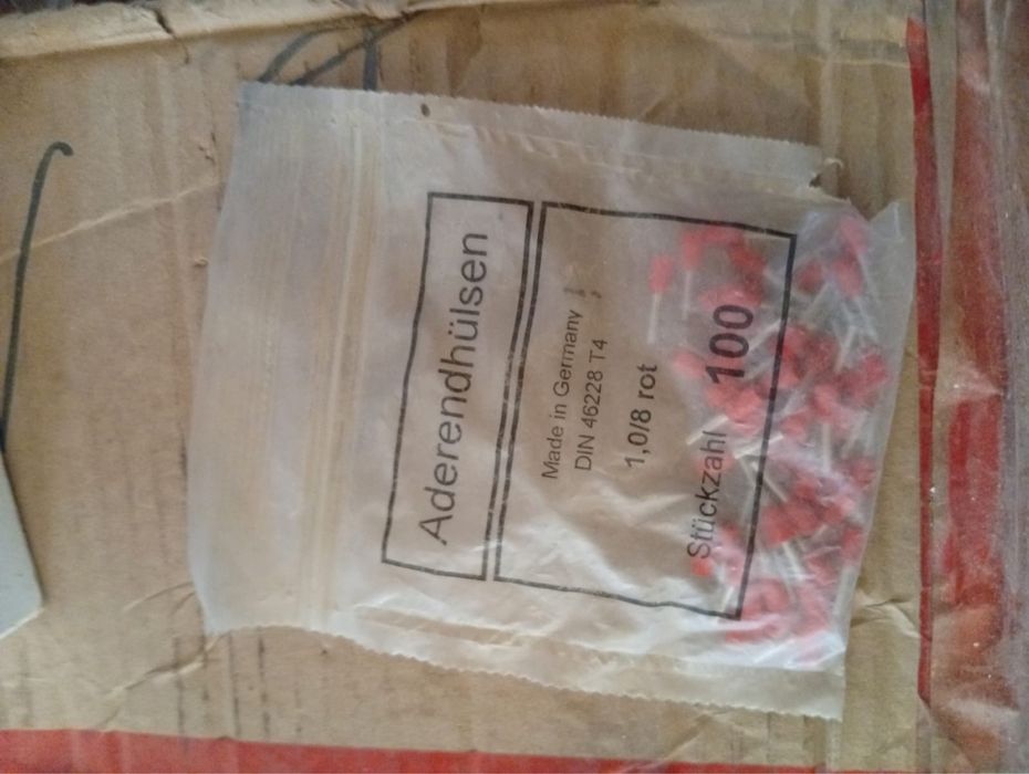 Продаю запчасти прочие старые металы