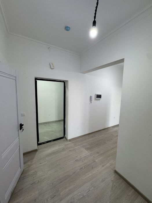 Sokin makonda 1 xonali uy sotiladi