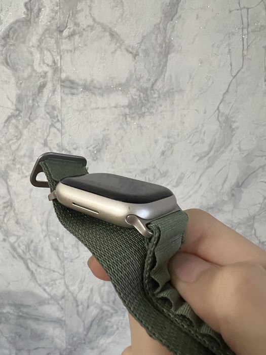 Продам оригинальные Apple Watch 8 41 mm