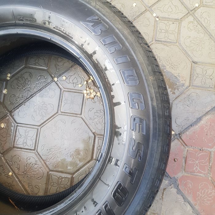 Продам резину на колеса