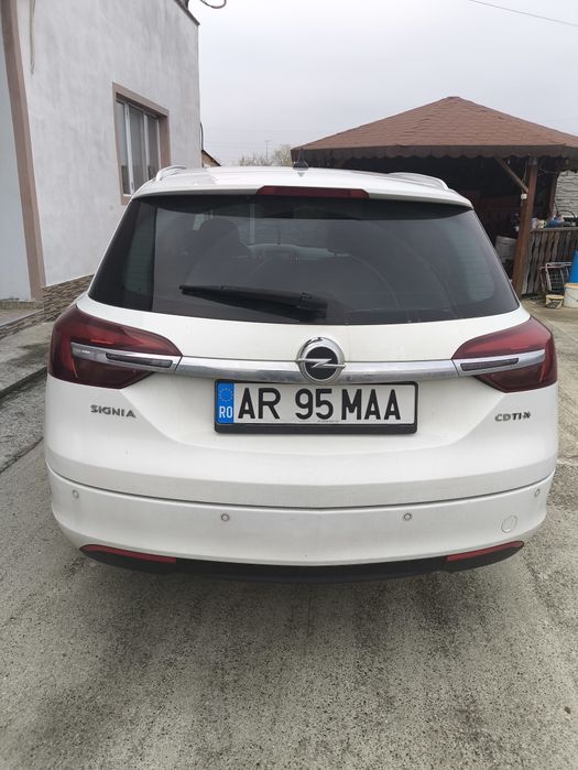 Opel insignia automată