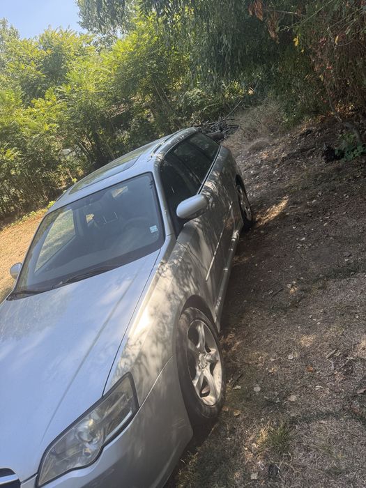Subaru Legacy на части
