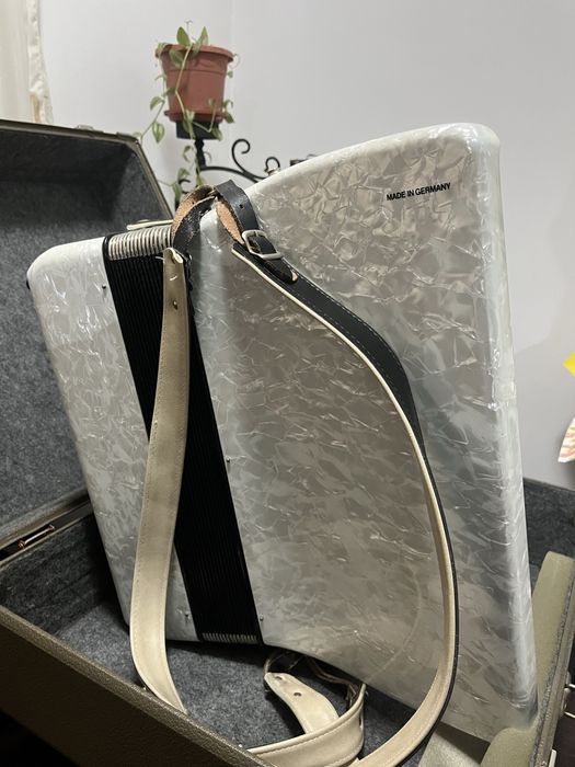 Acordeon Hohner Concerto 3 N stare foarte buna