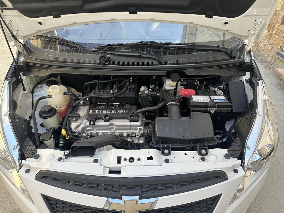 Spark avtomobili sotiladi