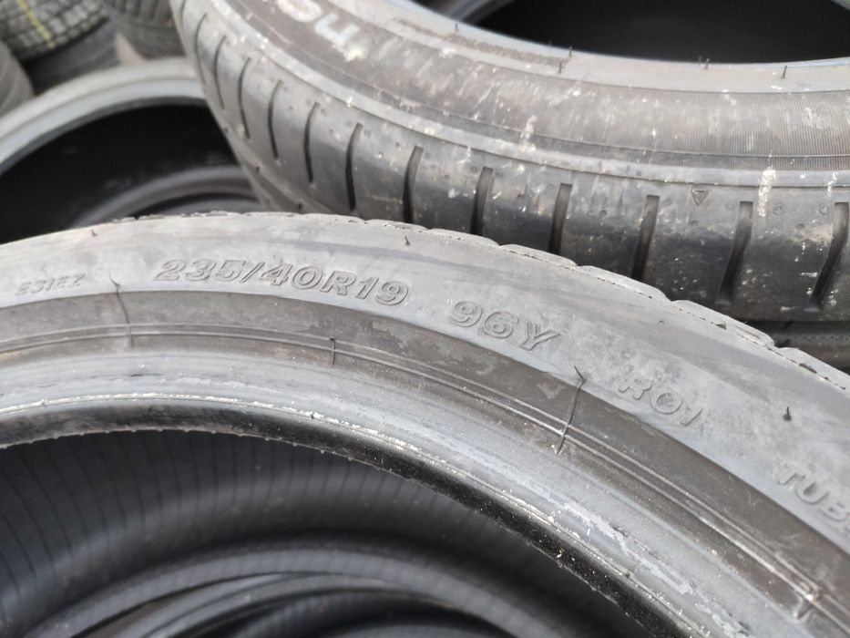4бр Летни гуми 235 40 19 - Bridgestone