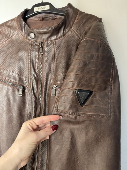 Мъжко кожено яке Guess