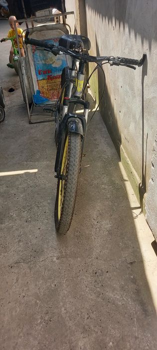 Velik sotiladi holati yahshi kafolat beraman 1 oy