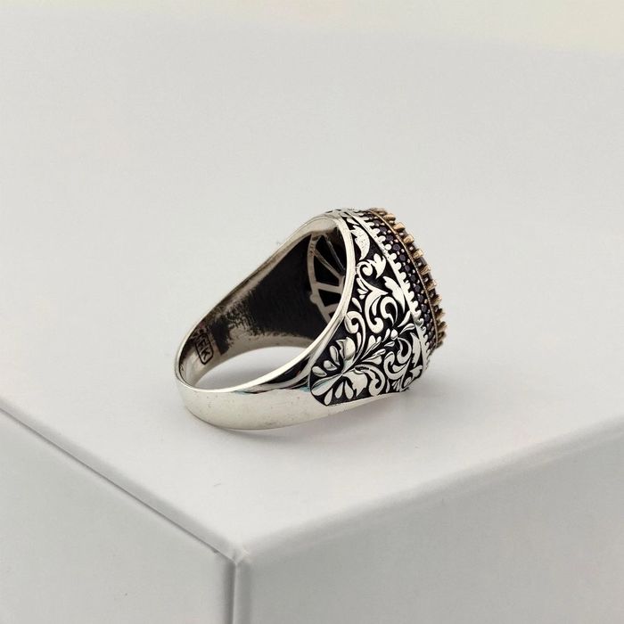 Отличный перстень серебро с золотом.