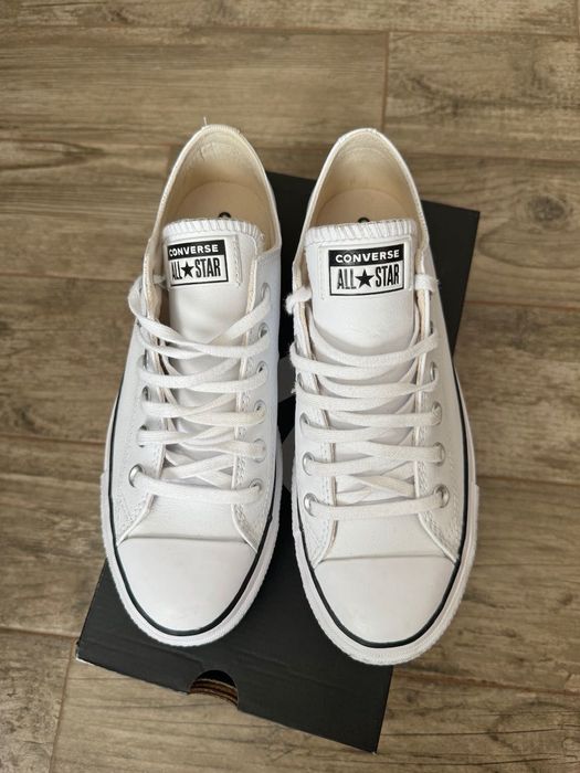 Маратонки Converse